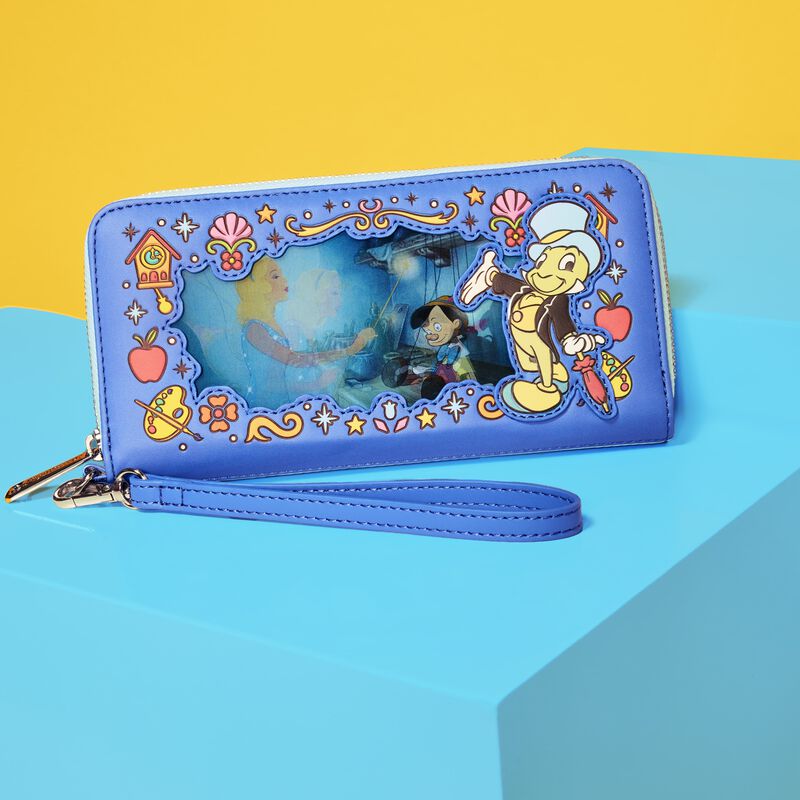 PINOCCHIO LENTICULAR ZIP AROUND WRISTLET WALLET - DISNEY