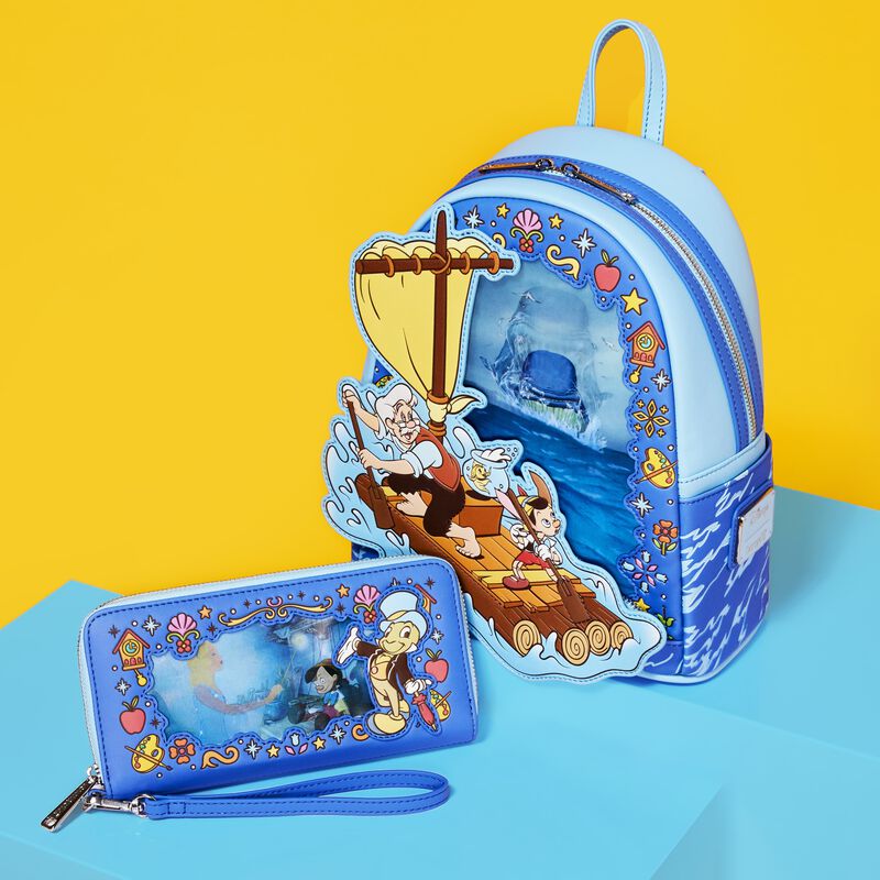PINOCCHIO LENTICULAR ZIP AROUND WRISTLET WALLET - DISNEY