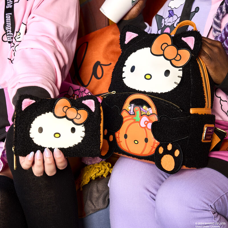 HELLO KITTY COSTUME ZIP AROUND WALLET